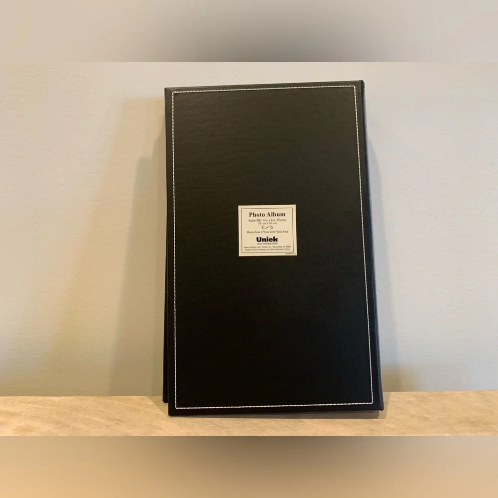 Black Faux Leather Photo Album, Holds 300 4x6 Photos - Picture 5 of 6